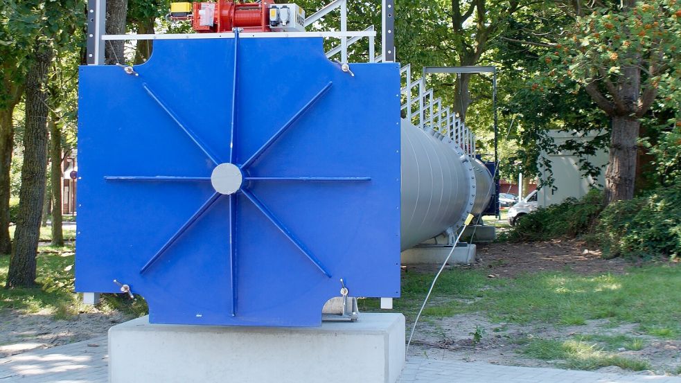 27 Meter lang, 1,7 Meter im Durchschnitt: Das sind die Ausmaße für die Teströhre. Dazu wird noch ein Labor-Container aufgestellt. Foto: Hochschule Emden/Leer