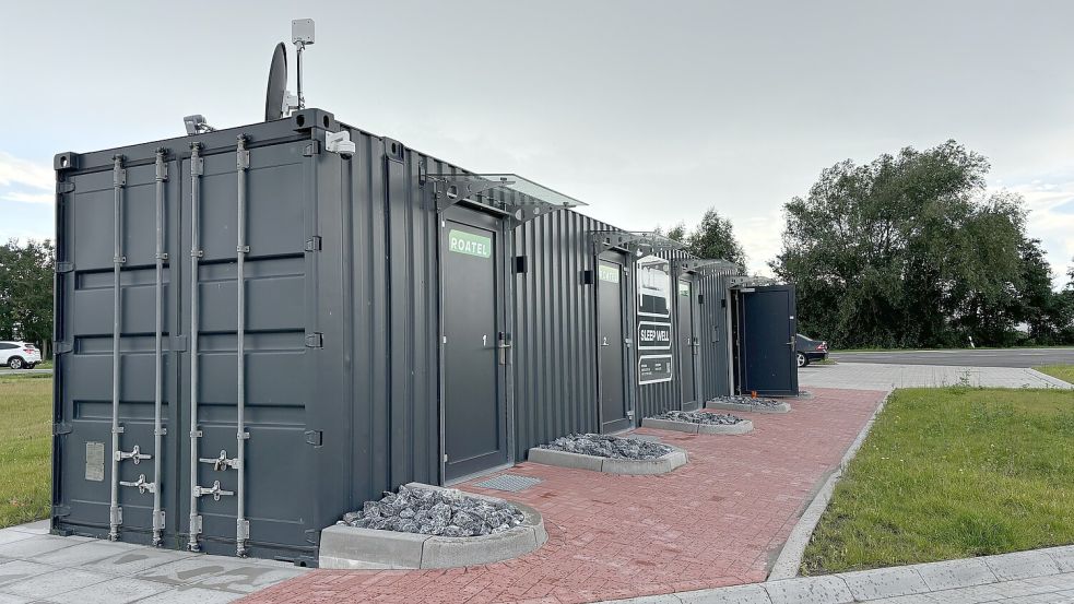 Untergebracht in einem See-Container: Vier Zimmer mit Bad im „Roatel“. Foto: Schuurman