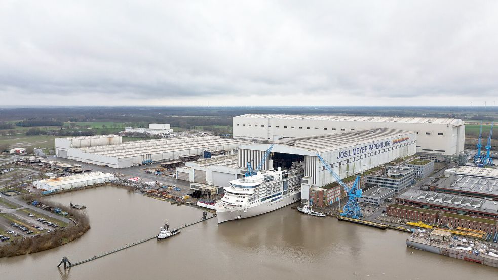 In großer Not: Der Meyer Werft fehlen mehrere Milliarden Euro. Foto: dpa/Lars Penning