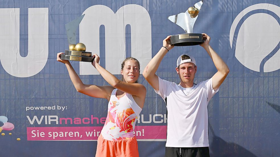 Glückliche Sieger: Alissa Schmitz und Luca Matteo Sobbe. Foto: Sebastian Blesel/B.FIT - Sportconsulting