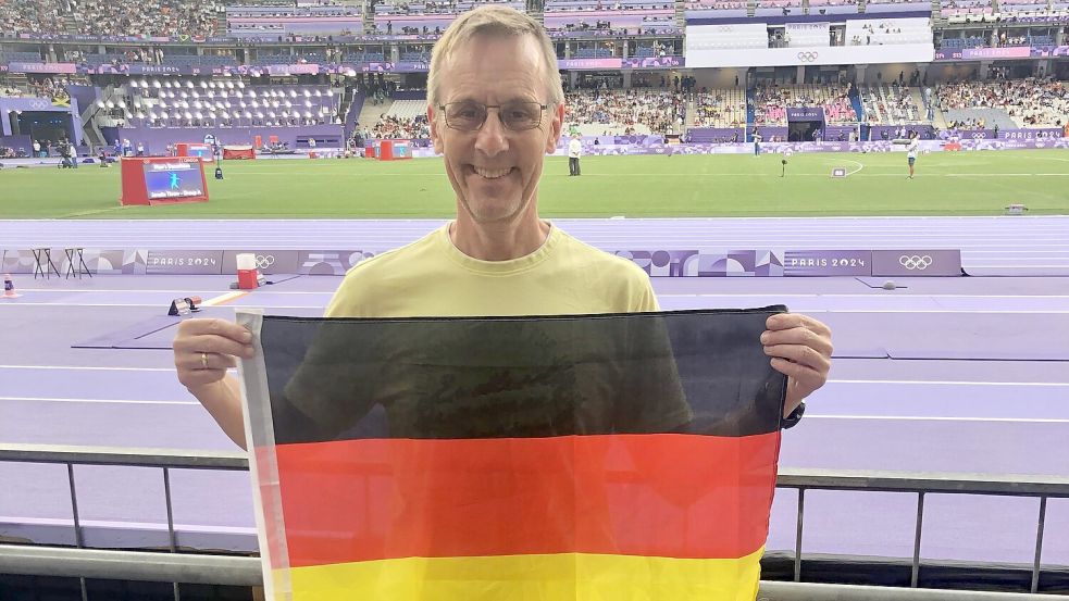 Im Stade de France trennen Knut Müller und die Laufbahn nur wenige Meter. Foto: Privat