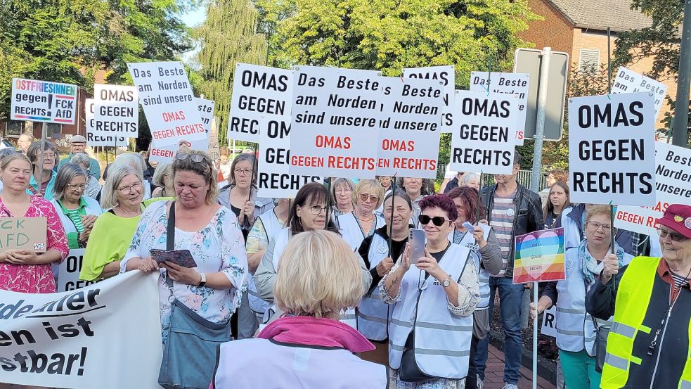 Zum Parteitag des AfD-Kreisverbandes Ostfriesland gab es Proteste. Foto: Wolters