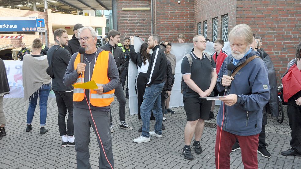Es gab mehrere Redebeiträge. Foto: Wolters
