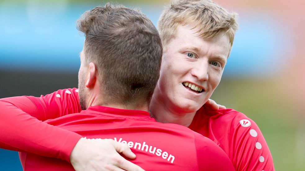 Wilke Ammermann (rechts) hat diese Saison in den ersten drei Spielen alle acht Fortuna-Treffer erzielt. Foto: Doden/Emden