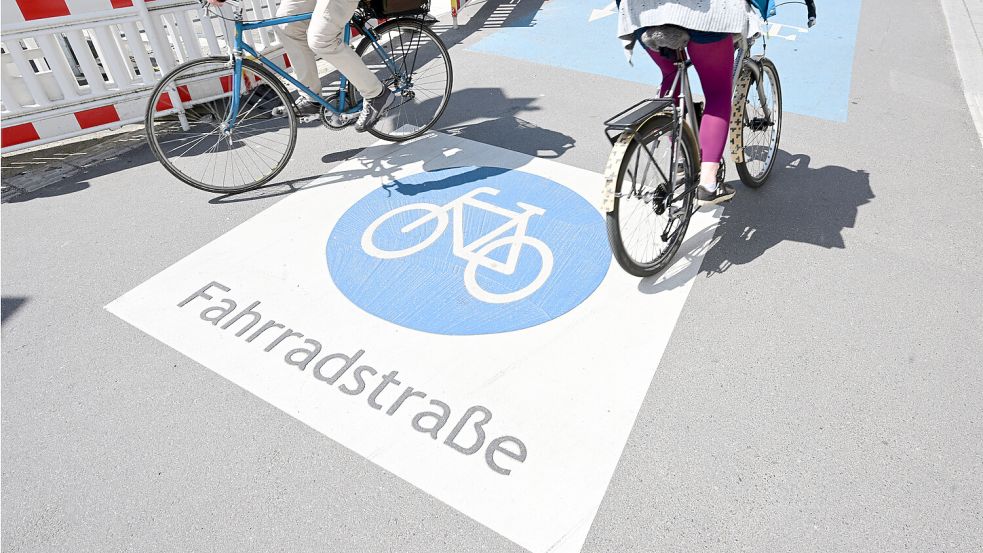 Piktogramme – ähnlich wie auf diesem Symbolfoto – sollen auf die Straße kommen. Foto: Weißbrod