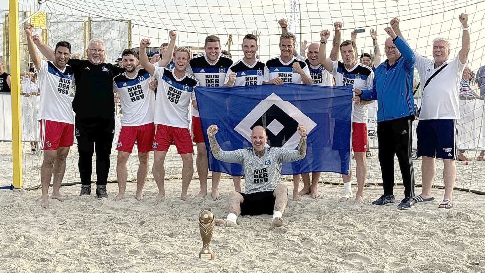 Am Ende feierte die Spielgemeinschaft HSV/Hage den Turniersieg. Foto: Kresse