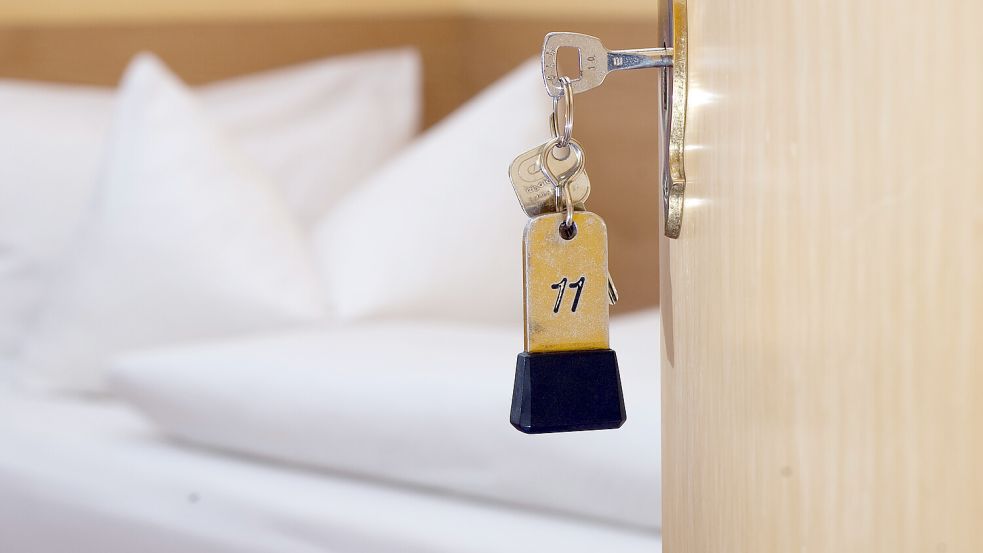 Ab Januar 2025 gilt in Emden: Auf die Kosten der Hotelübernachtung kommen nochmals 3,5 Prozent Steuern obendrauf. Foto: dpa