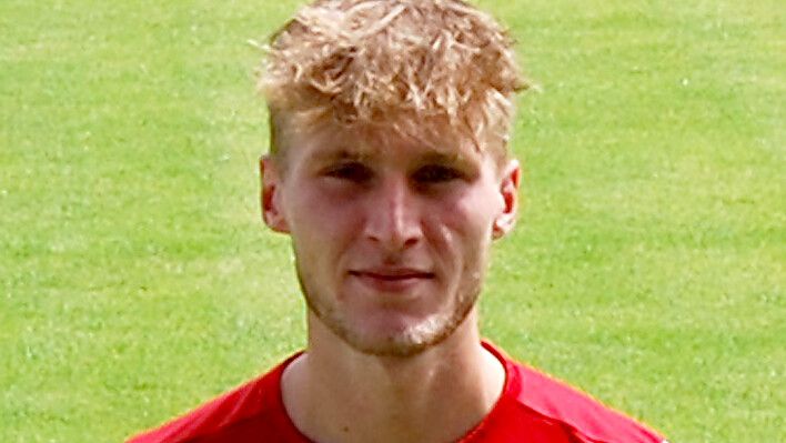 Ihrhoves Marek Akkermann erzielte das frühe 0:1. Foto: Reemts