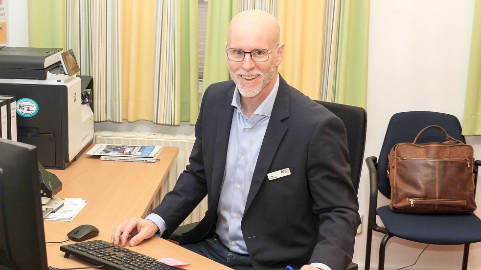 Jan-Henning Paul, Schulleiter der Möörkenschule, sagt, die Pädagogischen Mitarbeiter werden weiterhin gebraucht. Foto: Schwaak
