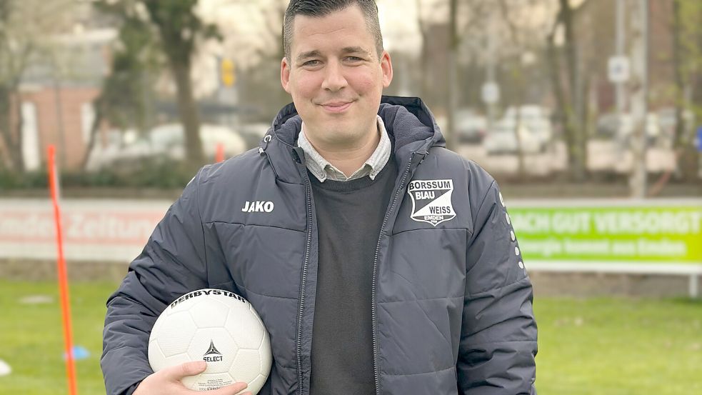Der Borssumer Christian Fraas gehört zu den Mitgründern des JFV Emden.