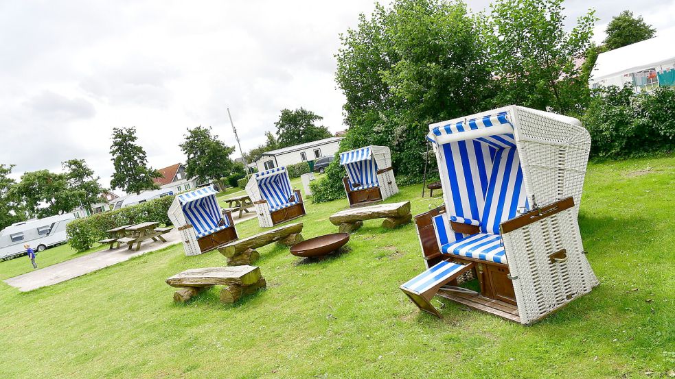 Der Platz „Camping am Deich“ ist unter den zehn schönsten Zeltplätzen in Deutschland, finden Urlauber. Foto: Wagenaar/Archiv