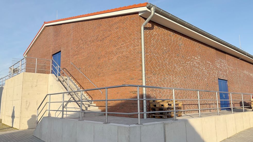 Das neue Wasserwerk im Ostland liegt genau gegenüber dem alten. Foto: Ferber