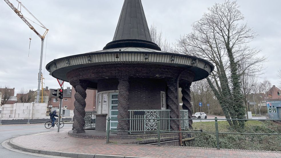 Wartet auch aufSanierung und Wiedernutzung: der Chinesentempel an der Abdenastraße. Foto: Schuurman