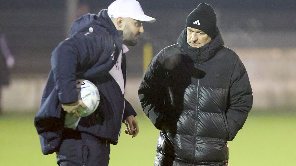 Bis vor zwei Jahren bildeten Yasin Turan (links) und Stefan Emmerling bei Kickers das Trainergespann). Am Freitag waren sie Kontrahenten.