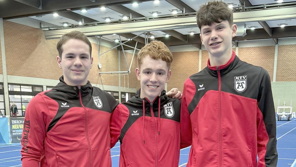 Für den männlichen Nachwuchs des MTV Aurich nahmen (von links) Max Reinhardt, Wilko Brehmke und Hannes Brinkmann in Hannover teil. Foto: MTV Aurich