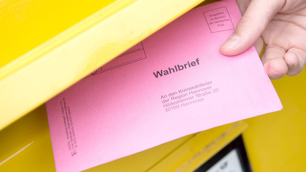Wer per Briefwahl wählt, ist selbst dafür verantwortlich, dass seine Stimme rechtzeitig ankommt. Foto: dpa/Silas Stein