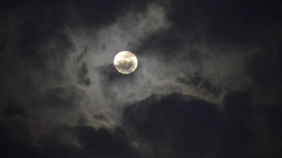 Bei der Earth Hour am 22. März ist weltweit eine Stunde lang das Licht aus. Foto: Pixabay