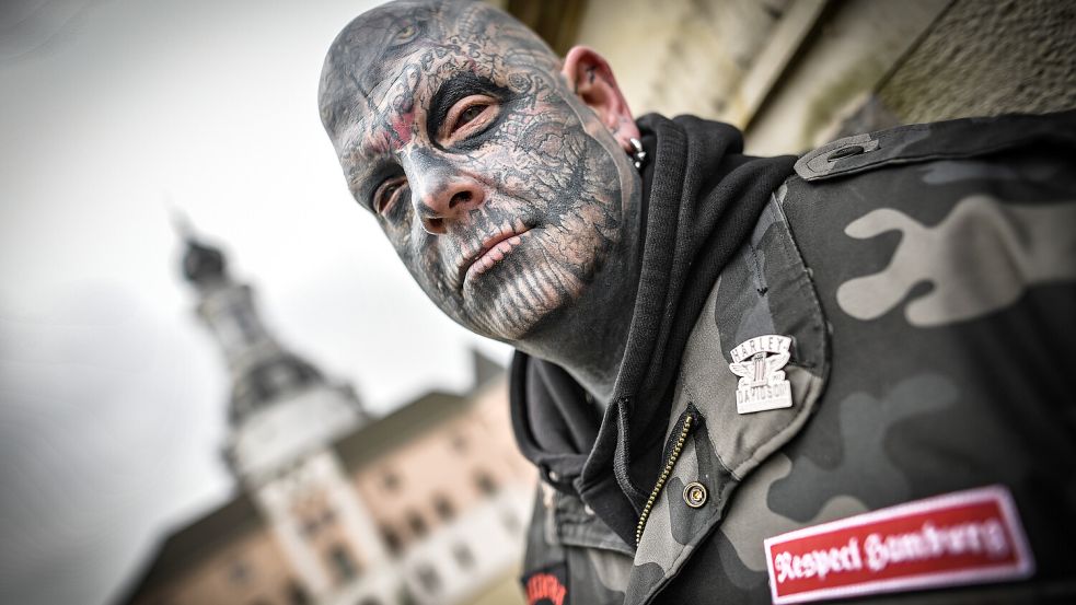 In Jever findet Marco Apfler Ruhe vor dem turbulenten Alltag auf Hamburgs Partymeile und Rotlicht-Viertel. Foto: Ortgies