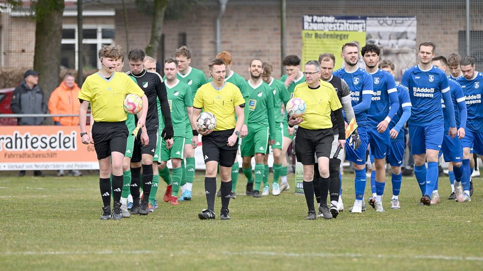 Für beide Teams war es das erste Spiel in diesem Jahr. Foto: Doden/Blomberg