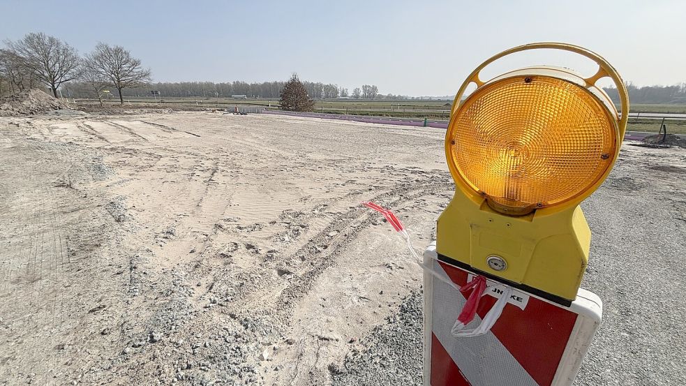 In Nüttermoor laufen bereits die Bauarbeiten für ein neues Feuerwehrhaus. Foto: Bothe