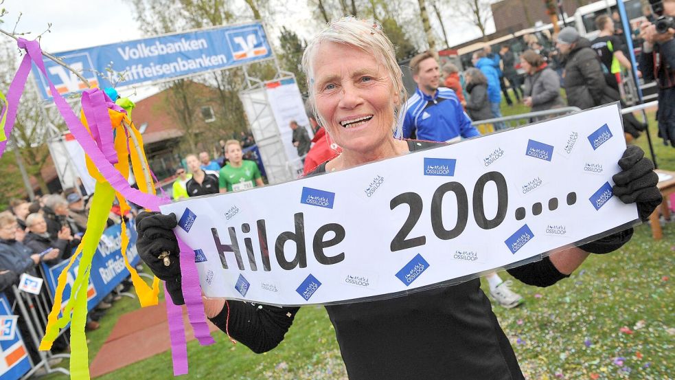 Hilde Steinke (hier 2018) erreichte immer als Erste neue Etappen-Rekorde.