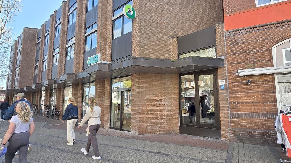 Die OLB konnte nach mehrmaligen Verzögerungen ihren kleineren Kundenbereich eröffnen. Foto: Bothe