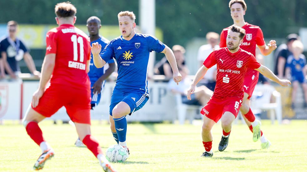 Auf 18 Oberliga-Einsätze für Kickers Emden kam Keno Buß in der Saison 2023/2024. Meist als Joker. Foto: Doden/Emden