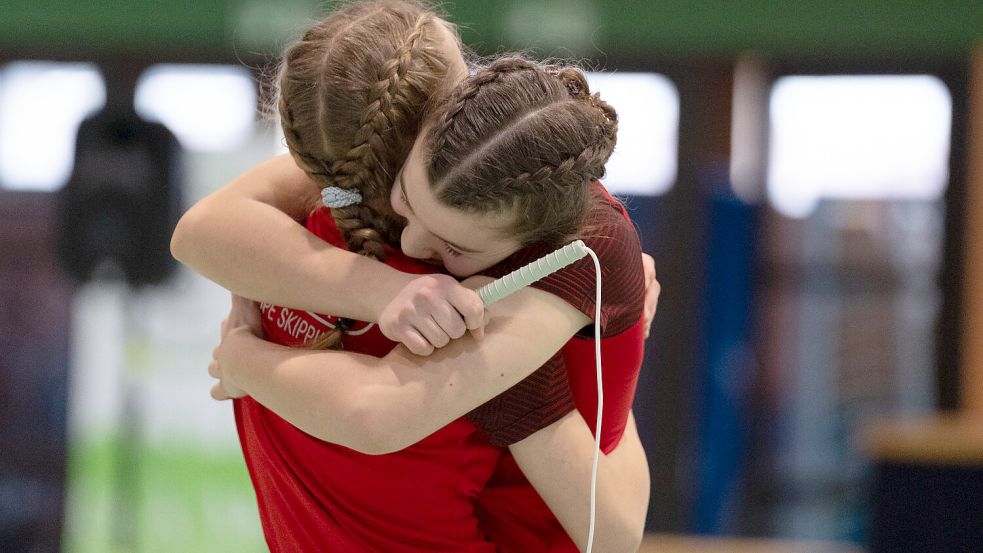 Leefke Gaßner und Ronja Block freuten sich über ihre WM-Qualifikation.