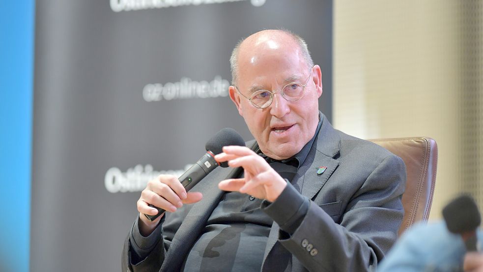 Gregor Gysi war am Samstagabend auf Einladung dieser Zeitung in Leer zu Gast. Foto: Ortgies