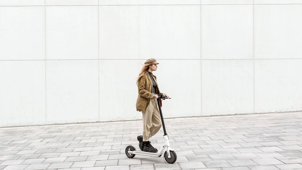 E-Scooter waren auch mal als Öko-Alternative zum Auto gedacht. Foto: Imago/imageBROKER/Oleksandr Latkun