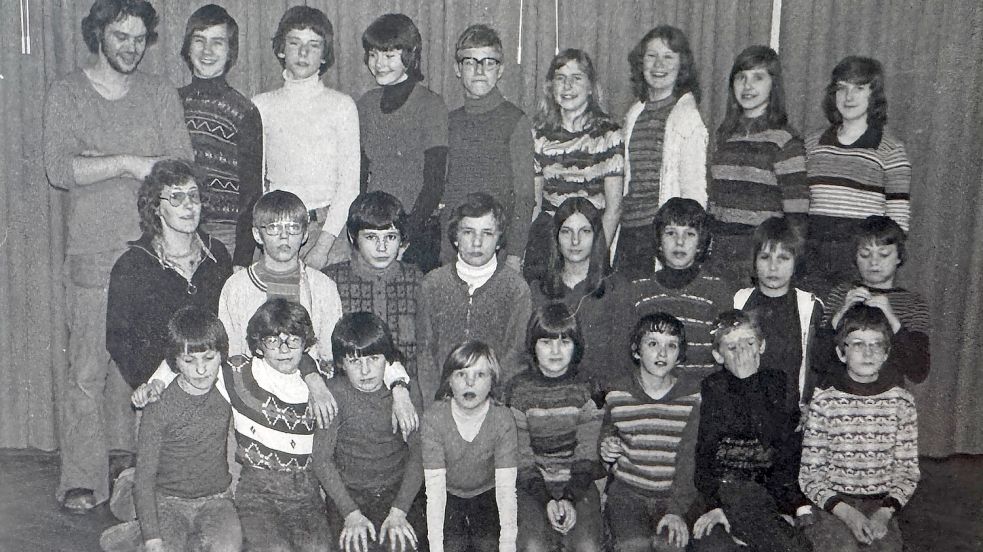 Christoph Heidrich (oben links) arbeitete selbst als Erzieher in Erholungsheimen. Hier in einem DAK-Heim in Schillig an der Nordseeküste. Foto: Archiv Christoph Heidrich