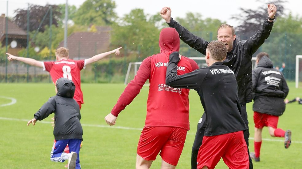 Der Jubel in Münkeboe war nach dem 5:2-Sieg riesig. Foto: Gronewold