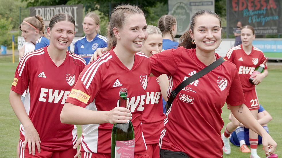 US-Spielerin Natalie Joy Oliver (rechts) spielt künftig für Aurich und war in Worpswede schon mit dabei.