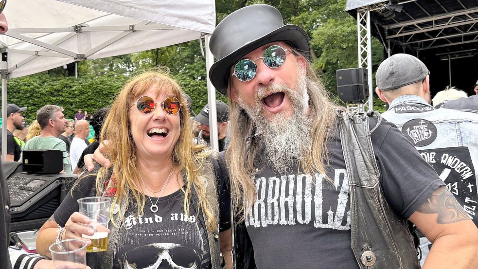 Gute Laune und viel sportlicher Ehrgeiz vor der Bühne zeichnen die Besucher von „Wiesmoor rockt“ aus. Foto: Nicole Böning