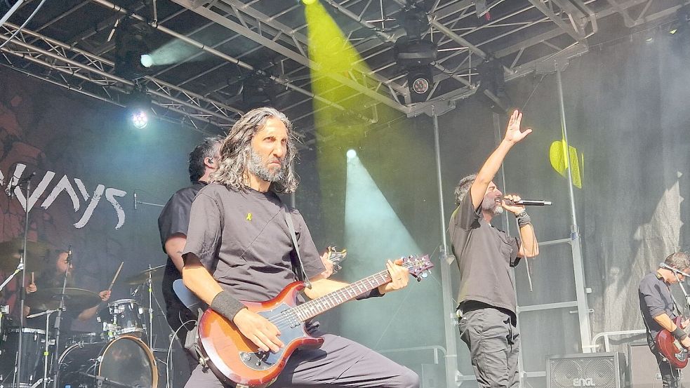 Die Bands heizten dem Publikum ordentlich ein. Foto: Wiebke Rose