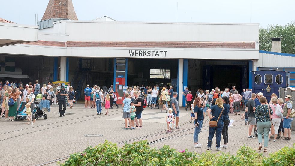 Der Tag der offenen Tür lockt regelmäßig zahlreiche Besucher auf das Gelände der Kleinbahn. Foto: Archiv/Florian Ferber