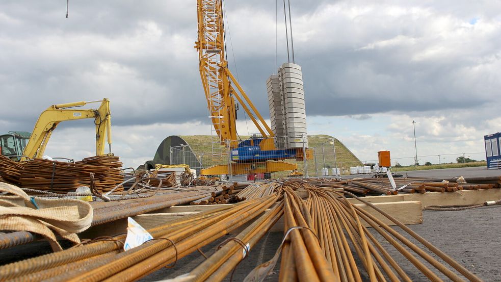 Bauarbeiten auf dem Flugplatz Wittmundhafen. Foto: Imke Oltmanns/Archiv
