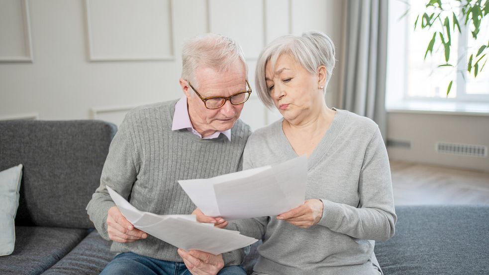 1,3 Beitragszahler pro Rentner bis 2050: Die Zahlen zeigen, wie sehr das System unter Druck steht. Foto: IMAGO/Zoonar