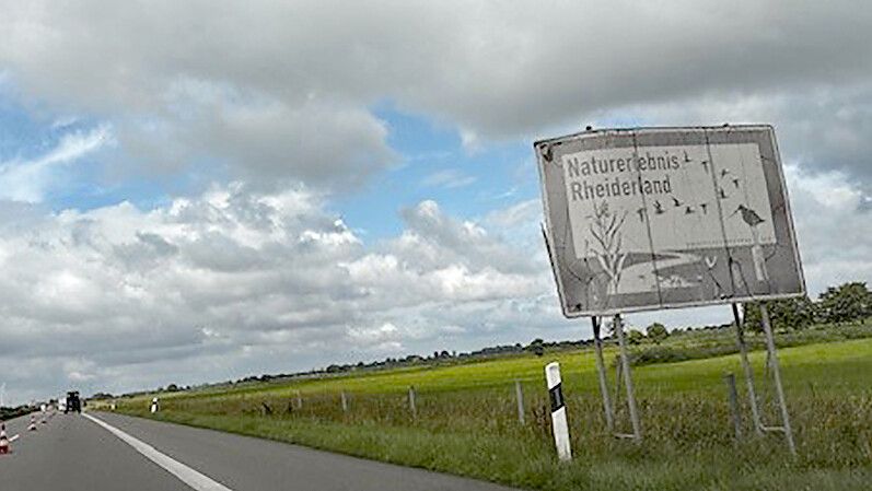 Nicht immer scheinen die Tafeln an der Autobahn so richtig gute Werbung zu sein. Foto: privat