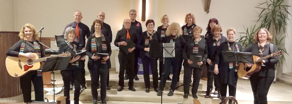 Die Regenbogensingers sind ein Chor aus Moormerland. Sie singen Hits auf Platt. Foto: privat