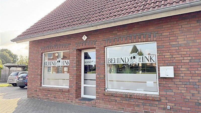 Das Studio "Behind The Ink" ist in Wiesmoor im Amaryllisweg 1. Foto: Pia Pentzlin