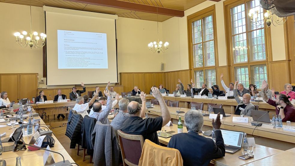 Große Mehrheit: Fast alle Ratsmitglieder stimmten für den großen Umbau der Innenstadt. Foto: Stephanie Schuurman