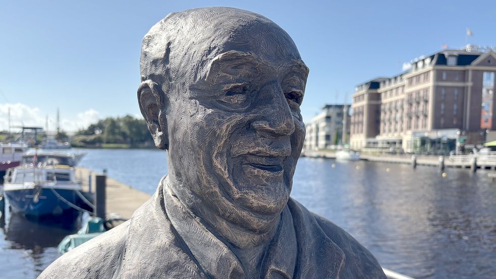 Bernhard Brahms, wie er auch zu Lebzeiten war: mit einem verschmitzten Lächeln im Gesicht. Foto: Lotta Groenendaal