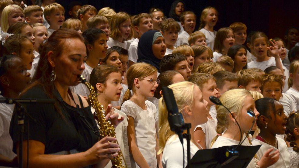 Die Kinder wurden von Musikern begleitet. Foto: Hannah Lehmann