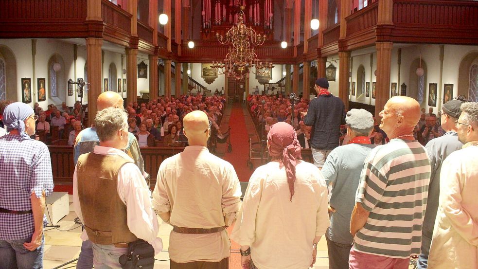 Die Flinthörners beim Konzert in der gut besuchten St.-Magnus-Kirche in Esens. Foto: Imke Oltmanns