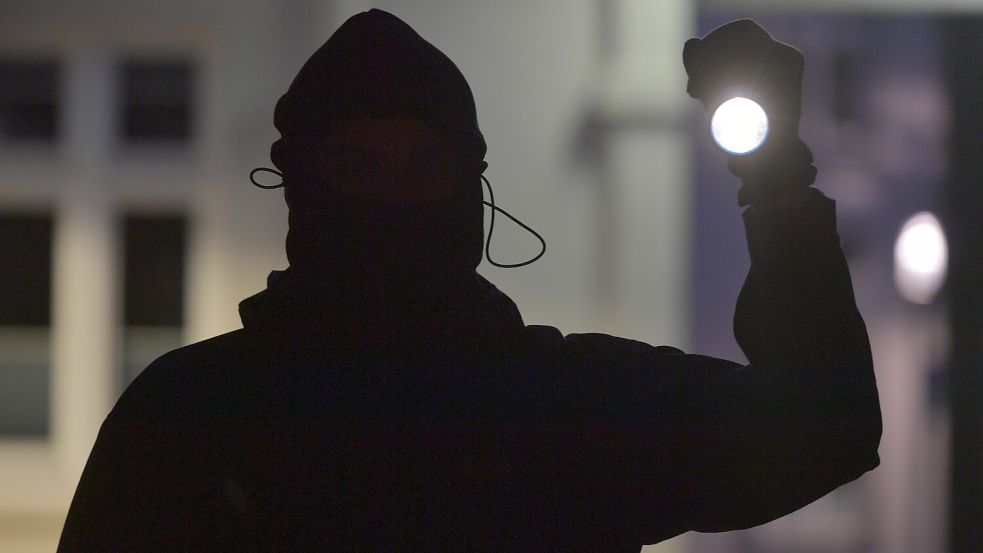 In Leer waren Einbrecher unterwegs. Symbolfoto: Klaus Ortgies