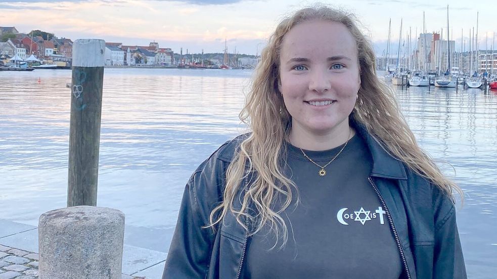 Die Emderin Mia Bredebusch wurde schon in Emden für ihre Engagement ausgezeichnet. Nun ist sie für einen bundesweiten Preis nominiert. Foto: privat