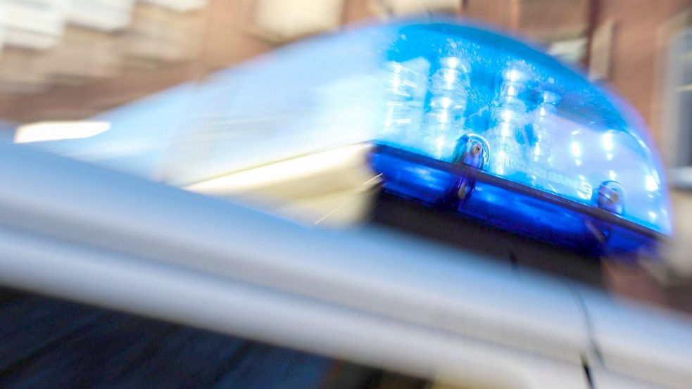 Die Polizei bittet um Hinweise zum Unfall am Heger-Tor-Wall. Foto: Michael Gründel