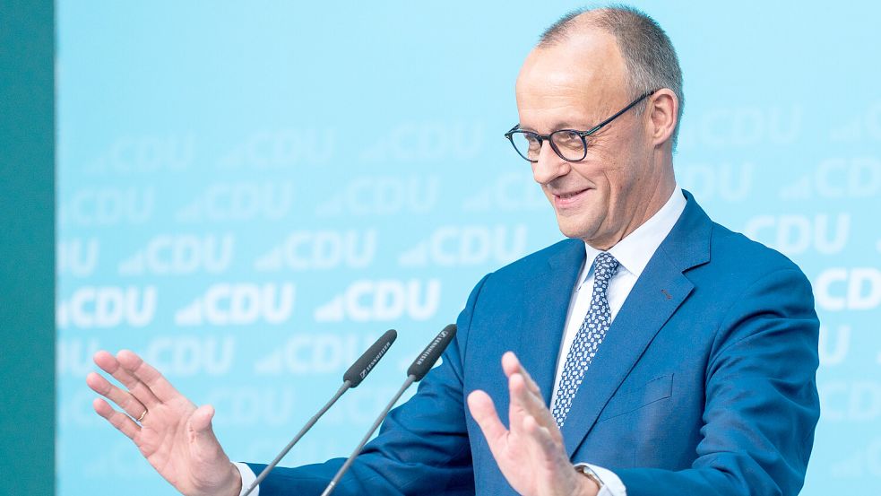 Bundeskanzler Merz sorgt derzeit mit Äußerungen zur Migrationspolitik für bundesweite Kritik. Foto: Christophe Gateau/dpa
