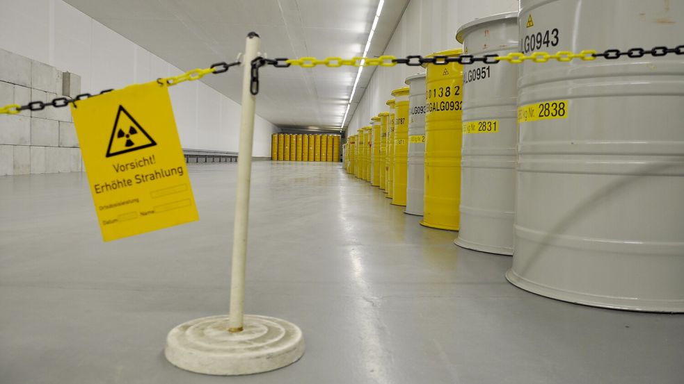 Blick in den Empfangsbereich im Zwischenlager für hochradioaktiven Abfall. Das Lager in Gorleben soll besser aus der Luft geschützt werden. Foto: dpa/Björn Vogt